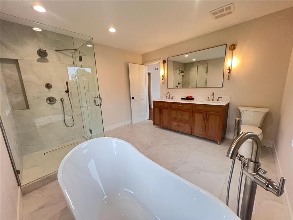 7577 138Th Street W. Apple Valley, MN 55124