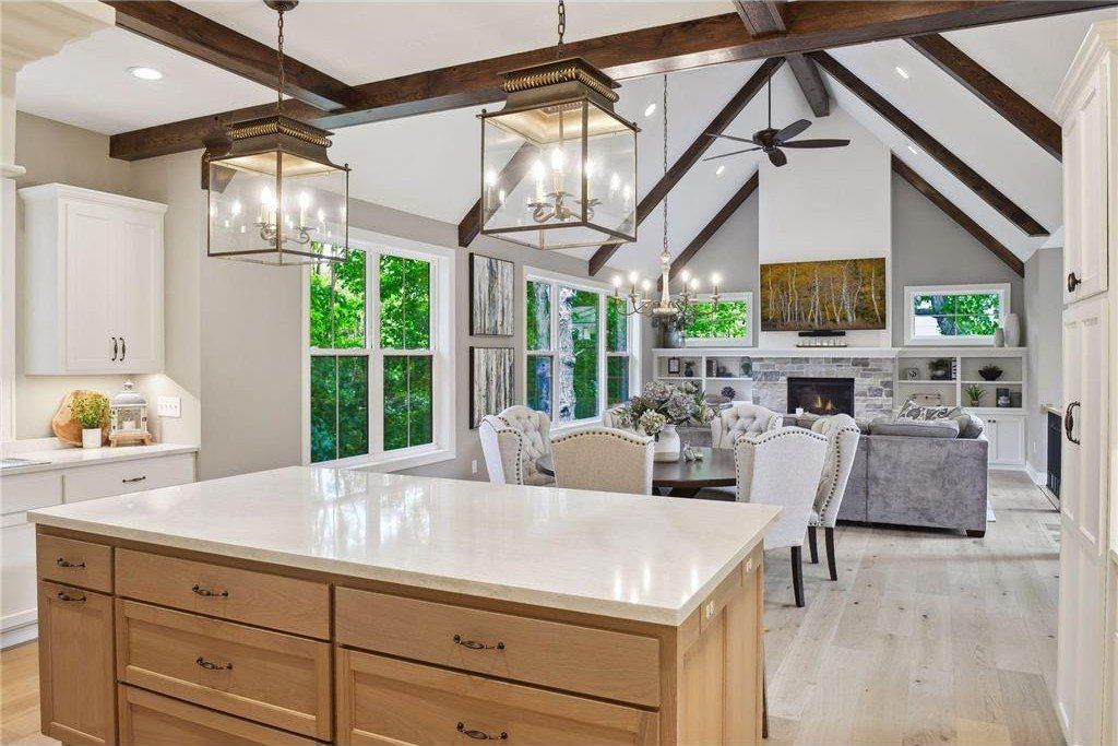 20565 Linden Road. Deephaven, MN 55331