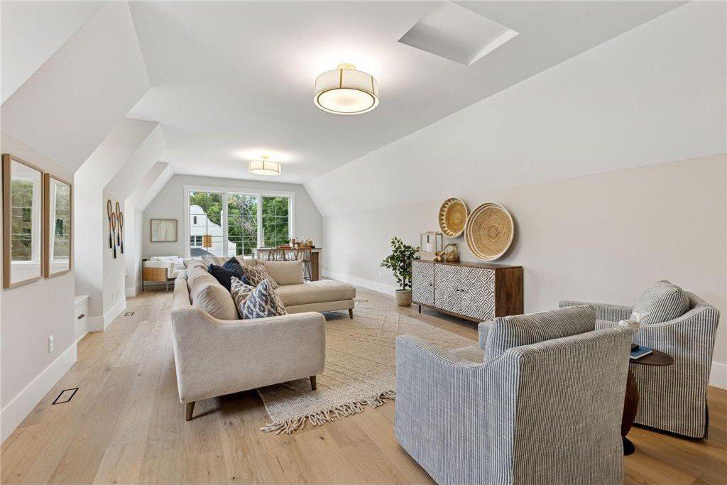 21735 Fairview Street. Greenwood, MN 55331