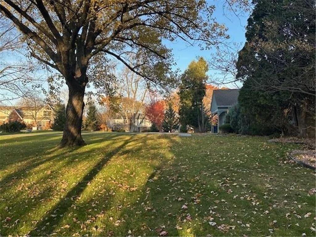 10X Circle E. Edina, MN 55436