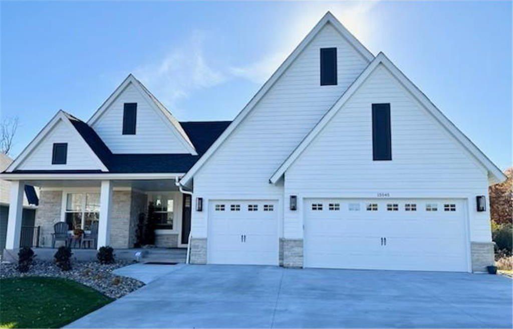 4425 Poppy Drive. Medina, MN 55340