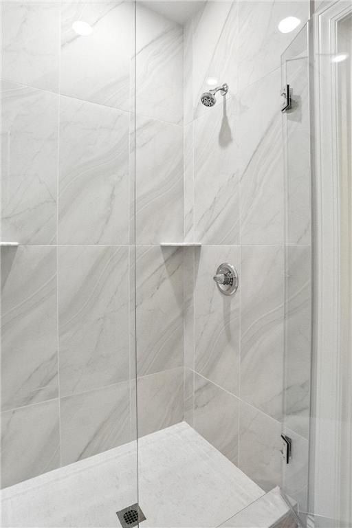 27221 Petes Hill Trail. Elko New Market, MN 55020