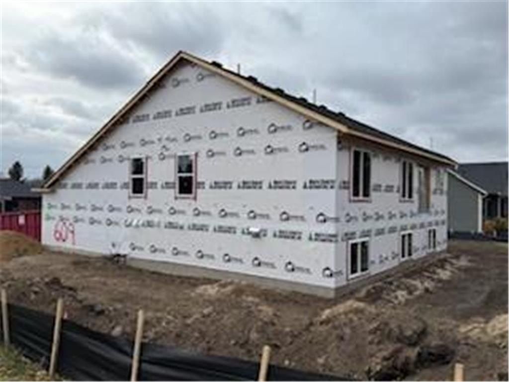 609 Afton Drive. Northfield, MN 55057