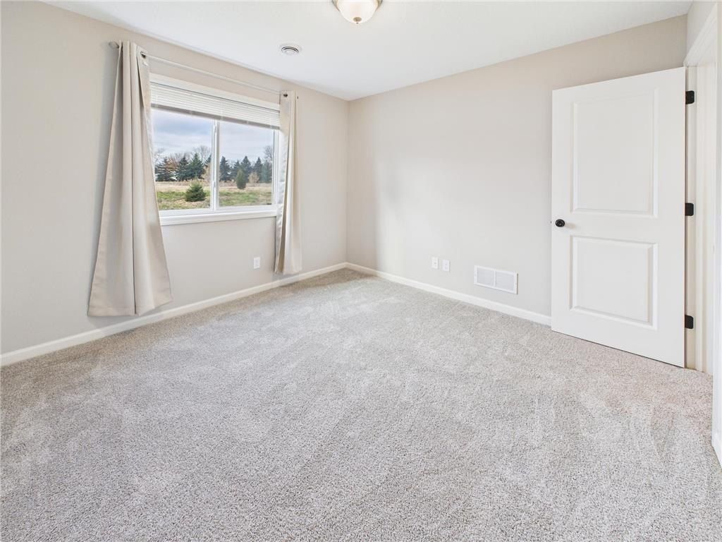 17775 Empire Trail. Lakeville, MN 55044