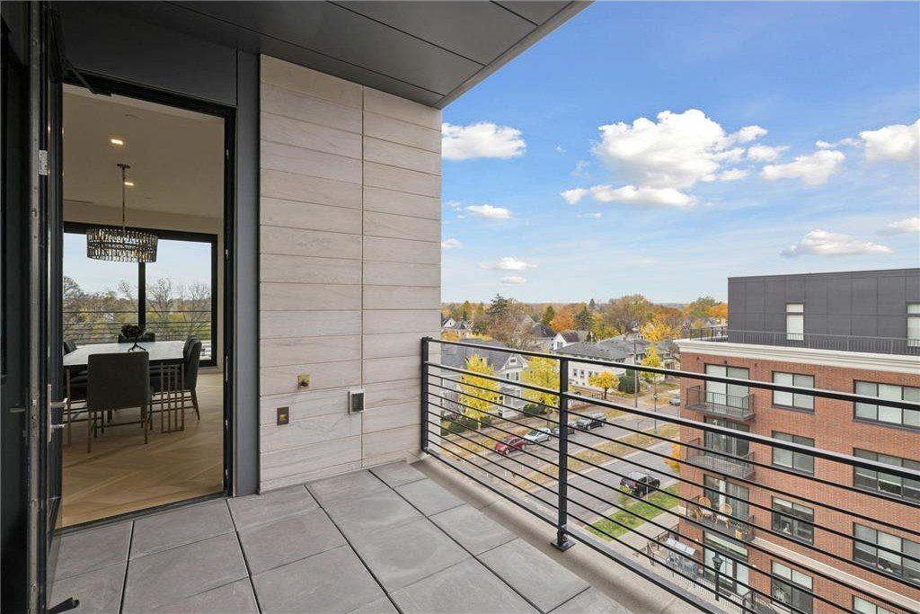 3041 Holmes Avenue S. Minneapolis, MN 55408