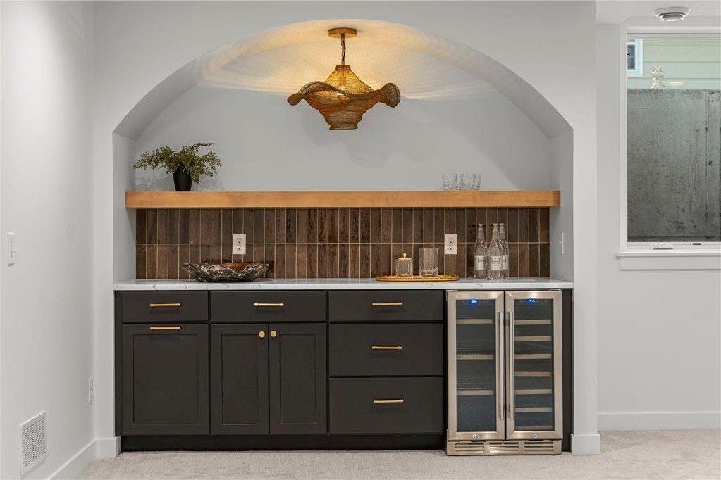 6221 W 37Th Street. Saint Louis Park, MN 55416