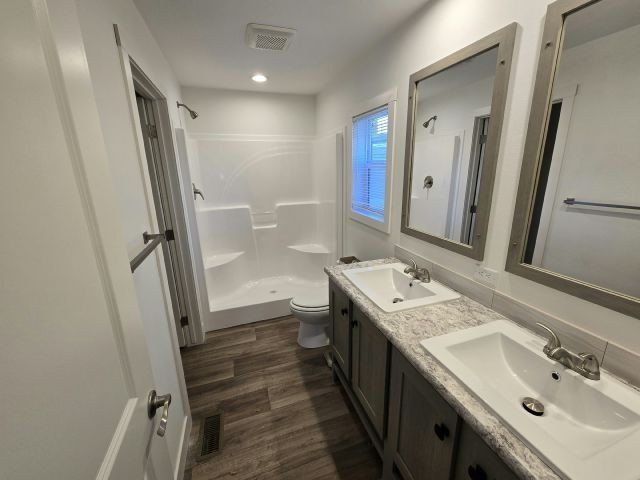 155 Laurinda. Mankato, MN 56001