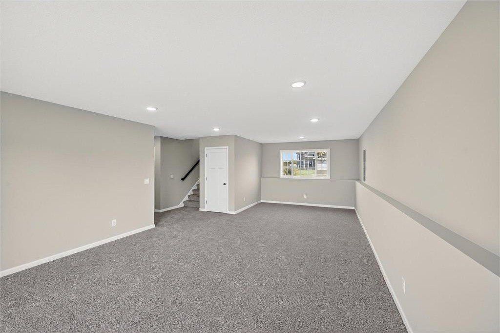 1223 Woods Road Ne. Isanti, MN 55040