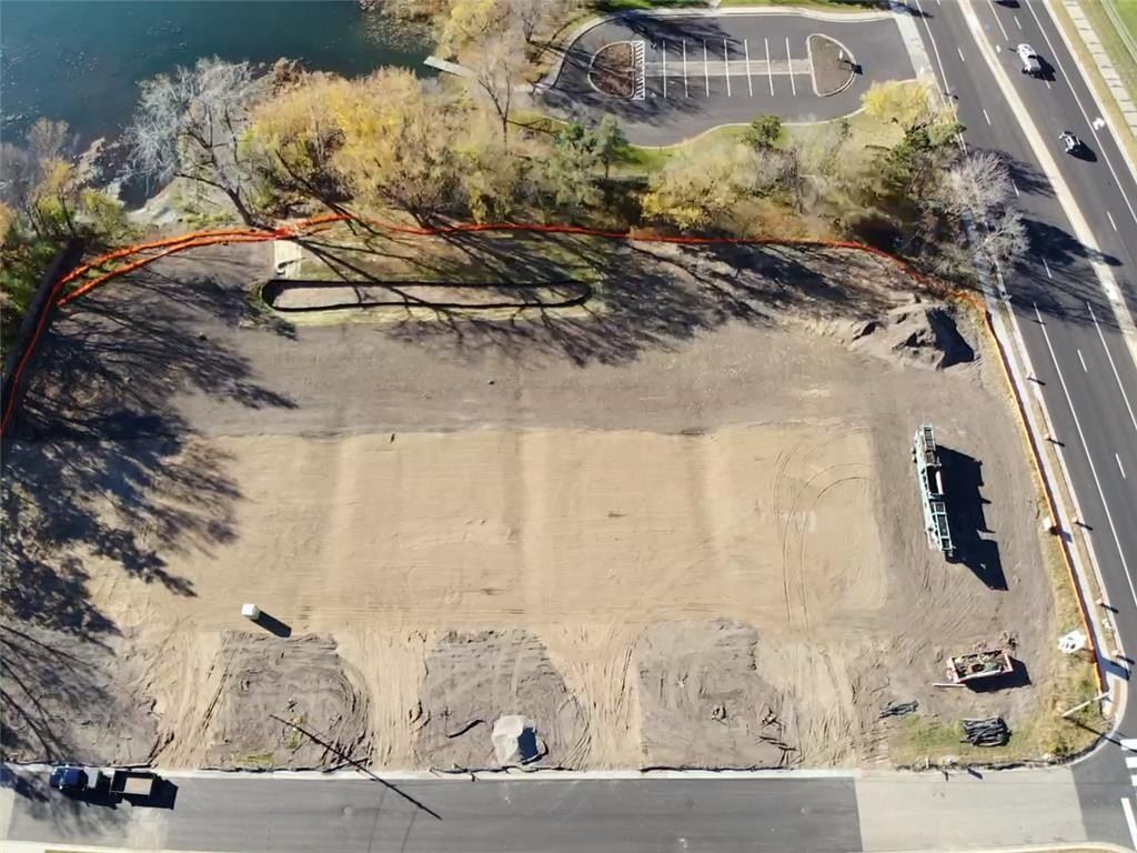 13664 Gladiola Street Nw. Andover, MN 55304