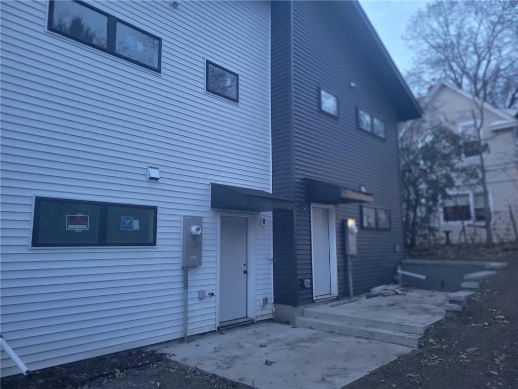 810 Atlantic Street. Saint Paul, MN 55106