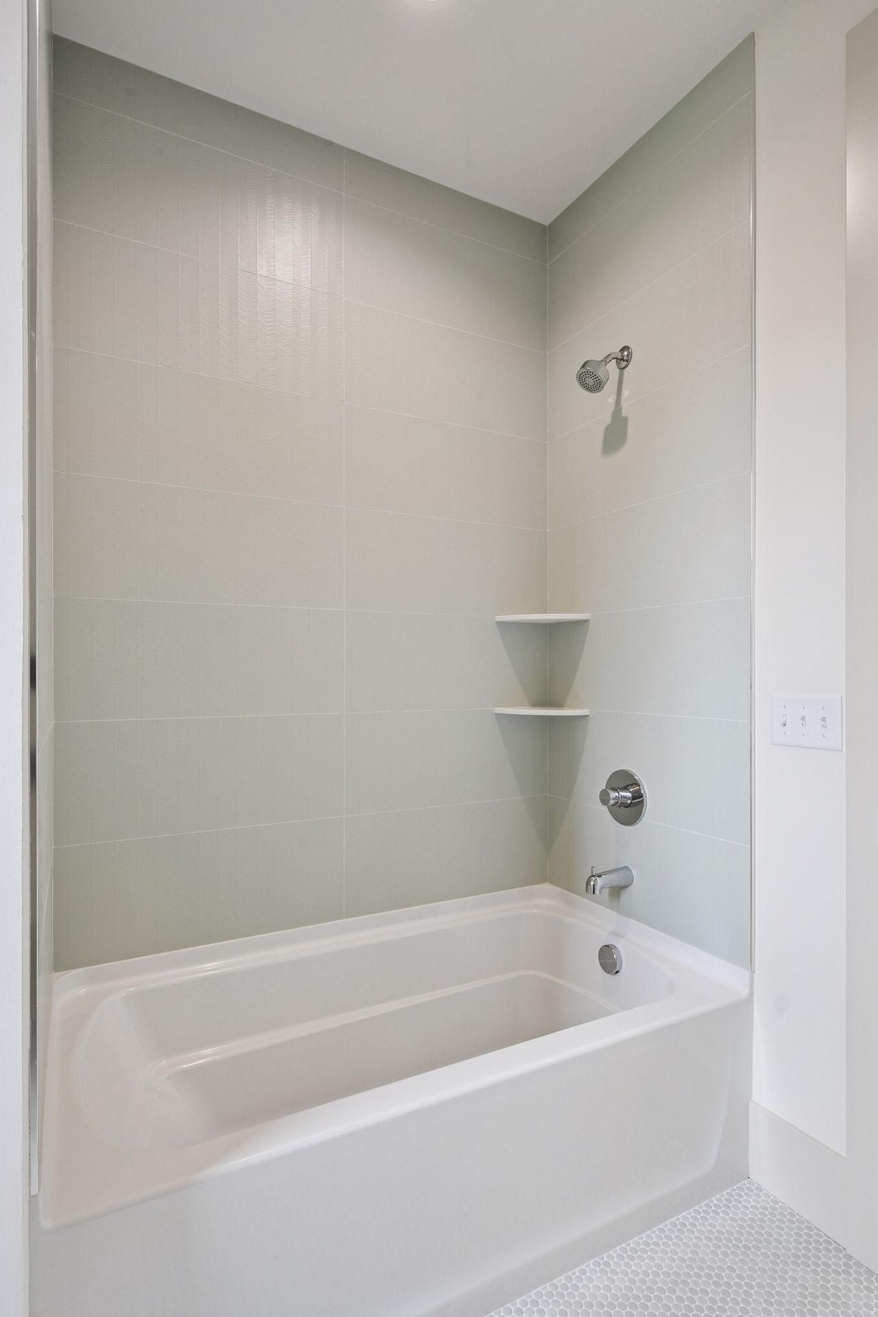 21281 Dorothy Way. Prior Lake, MN 55372