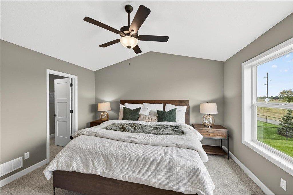 787 Yellowcrest Street Sw. Delano, MN 55328