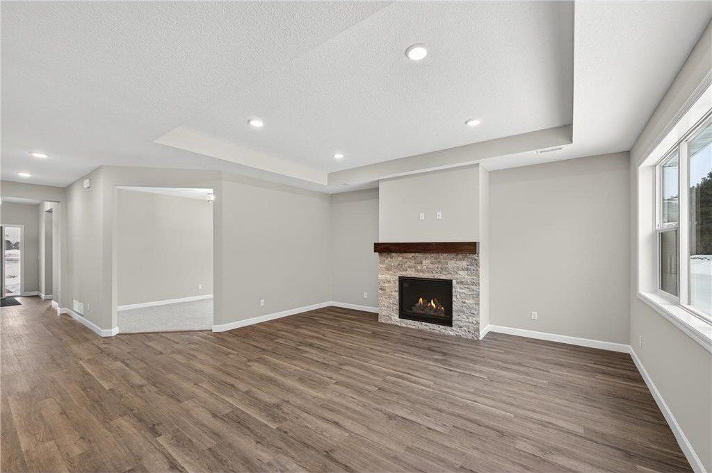 1420 Victory Lane Ne. Isanti, MN 55040