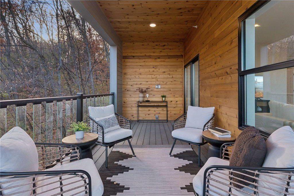 5754 Shady Oak Road S. Minnetonka, MN 55343