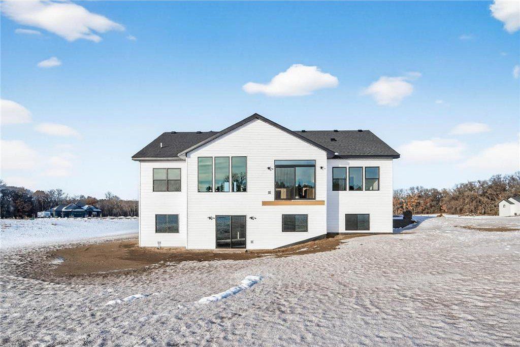 13437 295Th Avenue Nw. Princeton, MN 55371