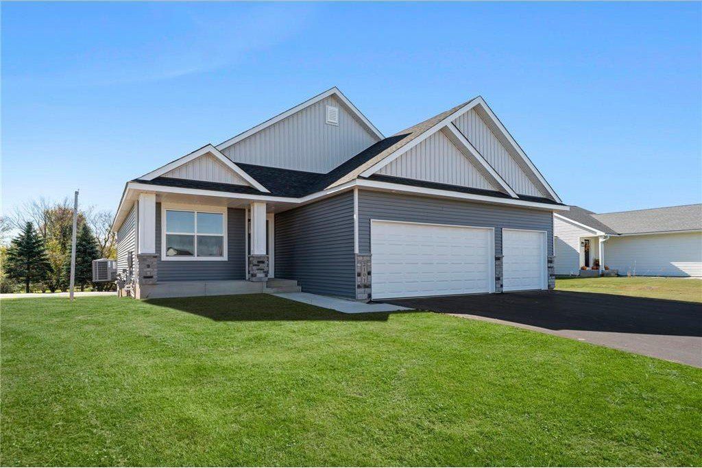 27270 Petes Hill Trail. Elko New Market, MN 55020