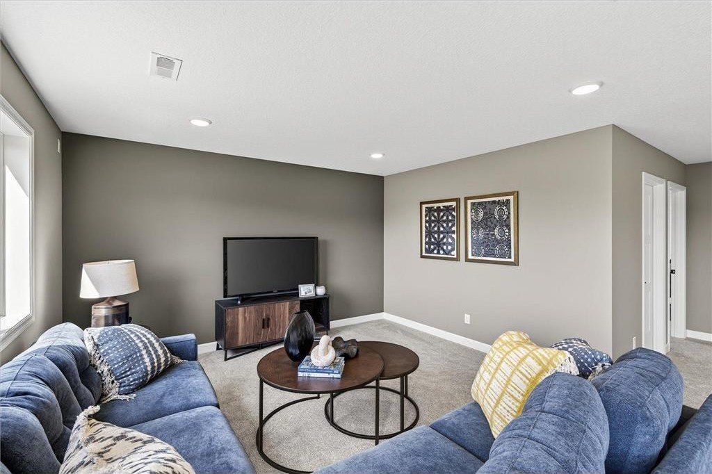 1401 Woods Road Ne. Isanti, MN 55040