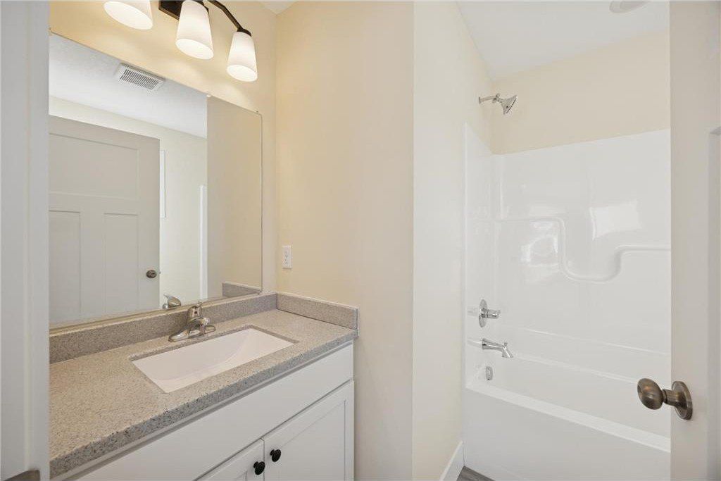 3203 N 6Th St. Minneapolis, MN 55412