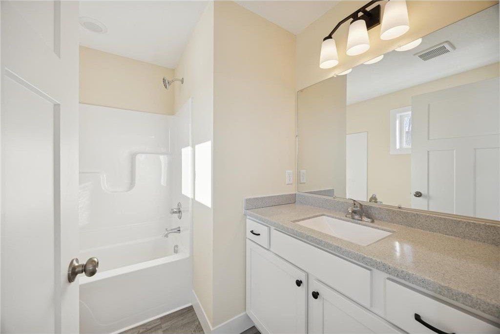 3201 N 6Th Street. Minneapolis, MN 55412