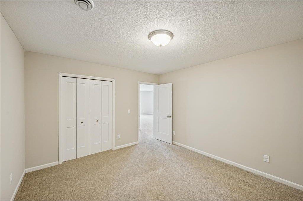 7804 Bridgewater Court. Greenfield, MN 55373