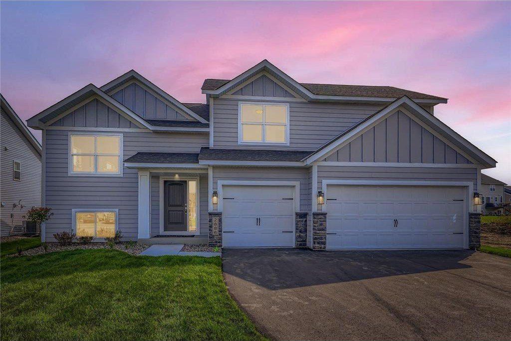 2871 Trinity Drive. Shakopee, MN 55379