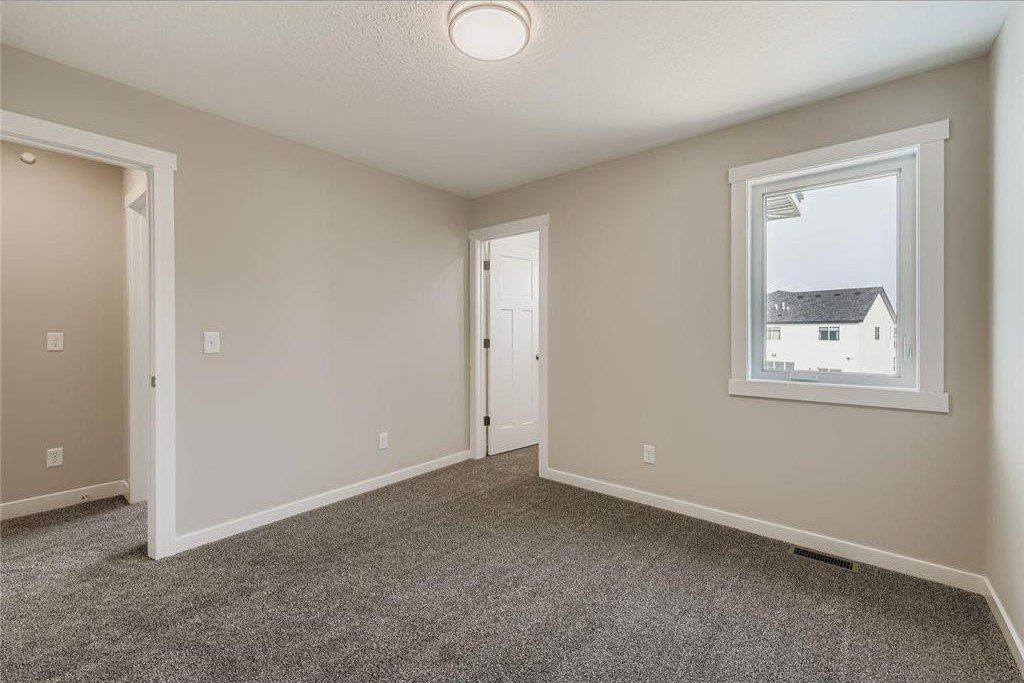 2121 Cleveland Way S. Cambridge, MN 55008