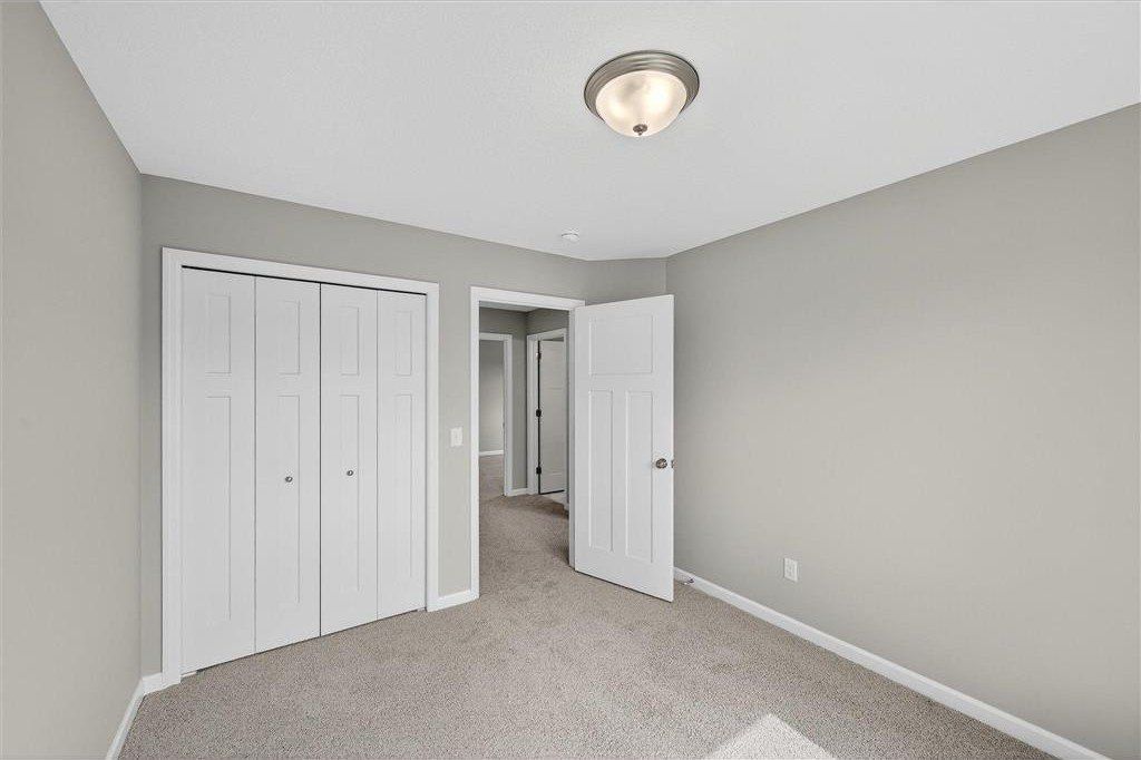 1005 Brandenburg Circle. Waverly, MN 55390