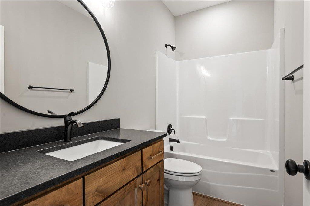 L1 B1 112Th Street. Zimmerman, MN 55398