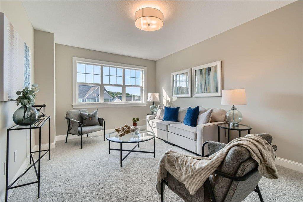 7275 Agate Trail. Inver Grove Heights, MN 55077