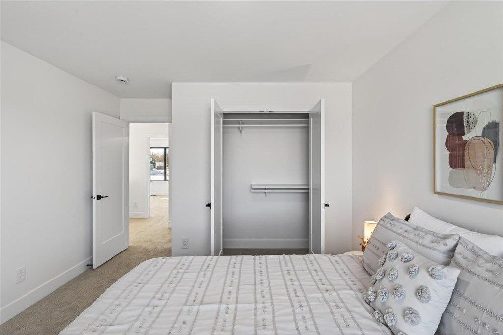 9933 14Th Circle Ne. Saint Michael, MN 55376