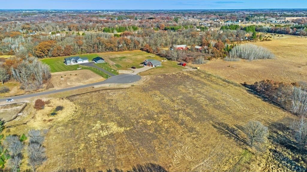 12901 295Th Avenue Nw. Princeton, MN 55371