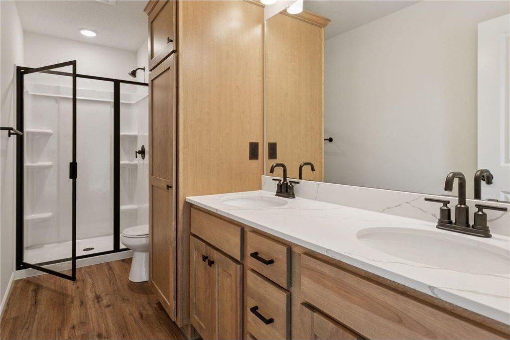 4944 River Oaks Road. Rockford, MN 55373