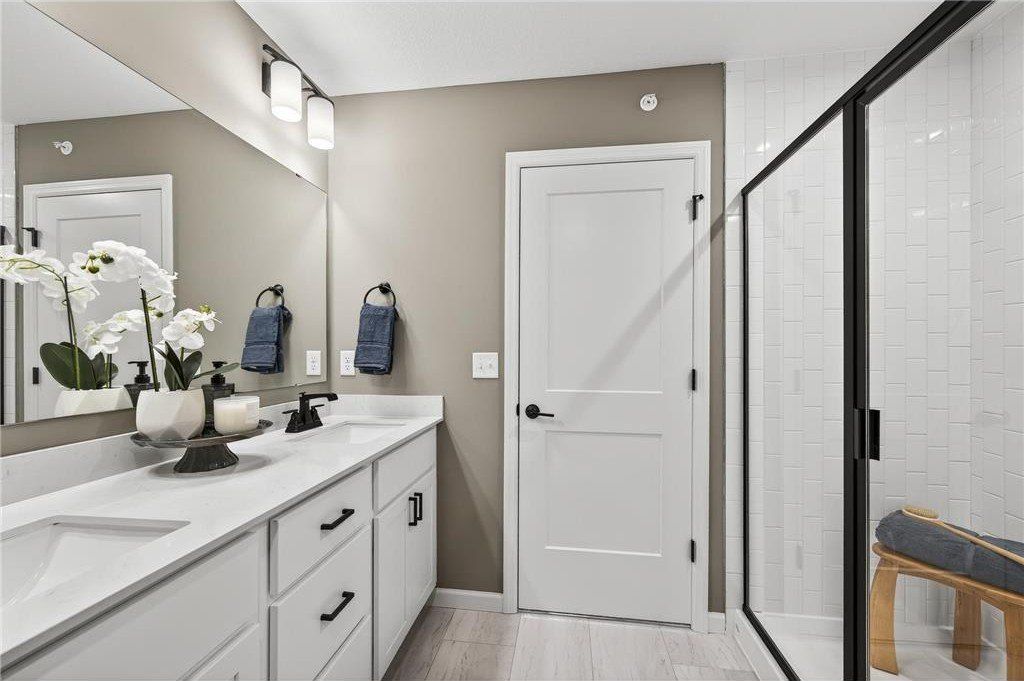 19972 Hunters Ridge. Corcoran, MN 55374