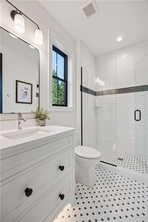 5341 Kellogg Avenue. Edina, MN 55424