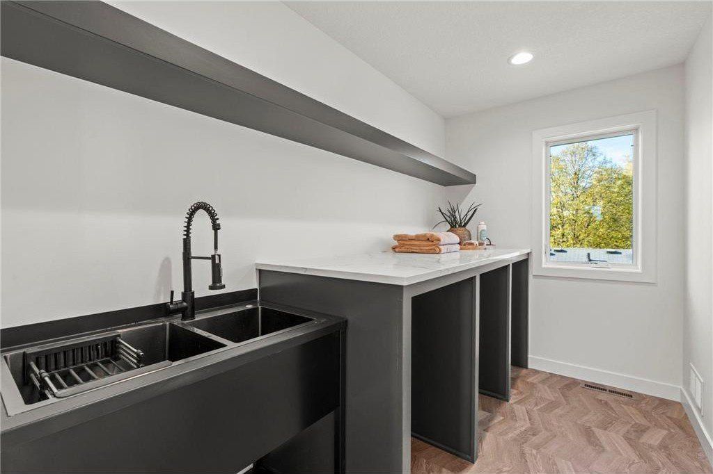 6225 W 37Th Street. Saint Louis Park, MN 55416