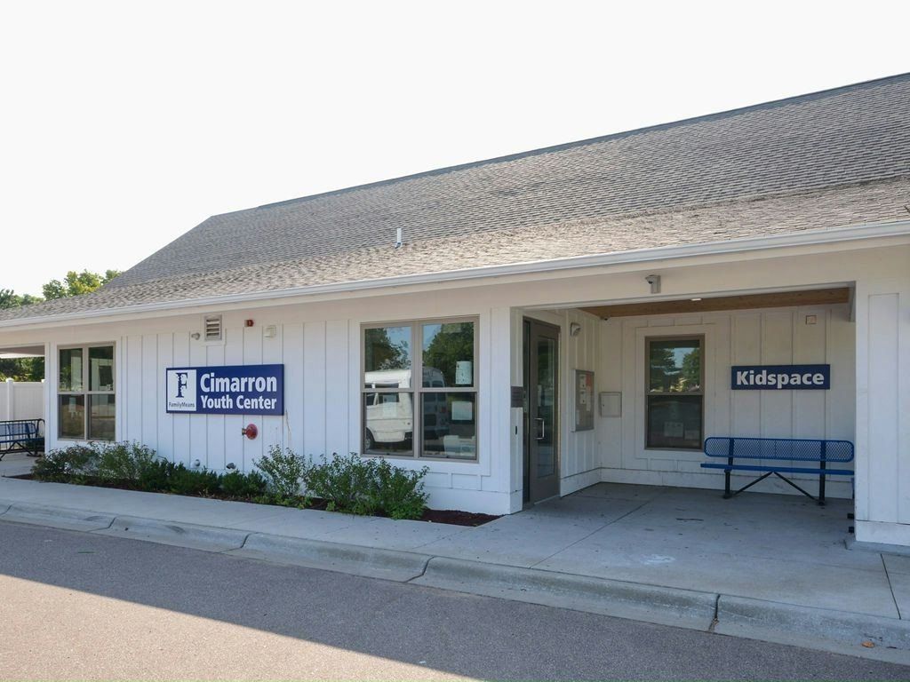 127 Cimarron. Lake Elmo, MN 55042