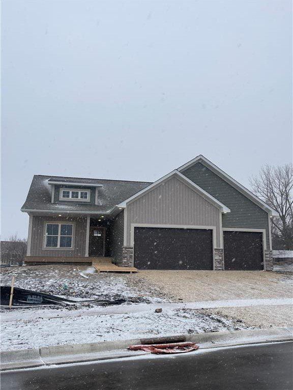 19719 Brooklyn Trail. Lakeville, MN 55044