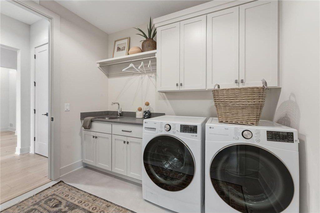 5240 Polaris Lane N. Plymouth, MN 55446