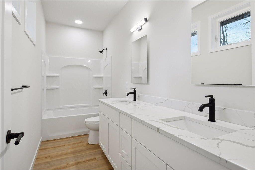 7436 North Street. Saint Louis Park, MN 55426