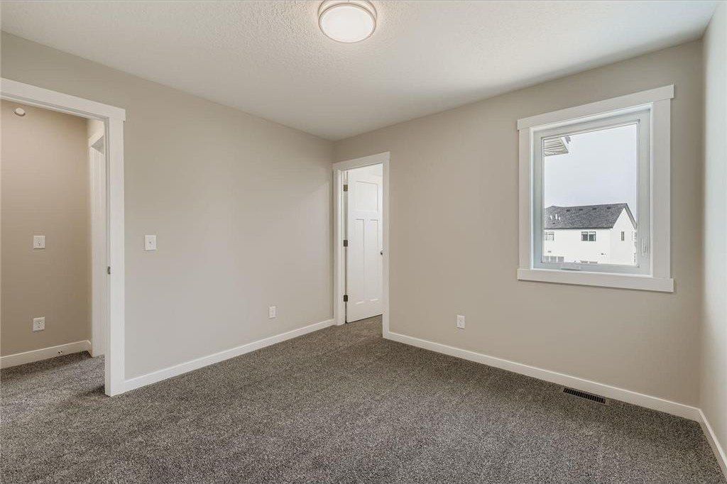 2117 Cleveland Way S. Cambridge, MN 55008