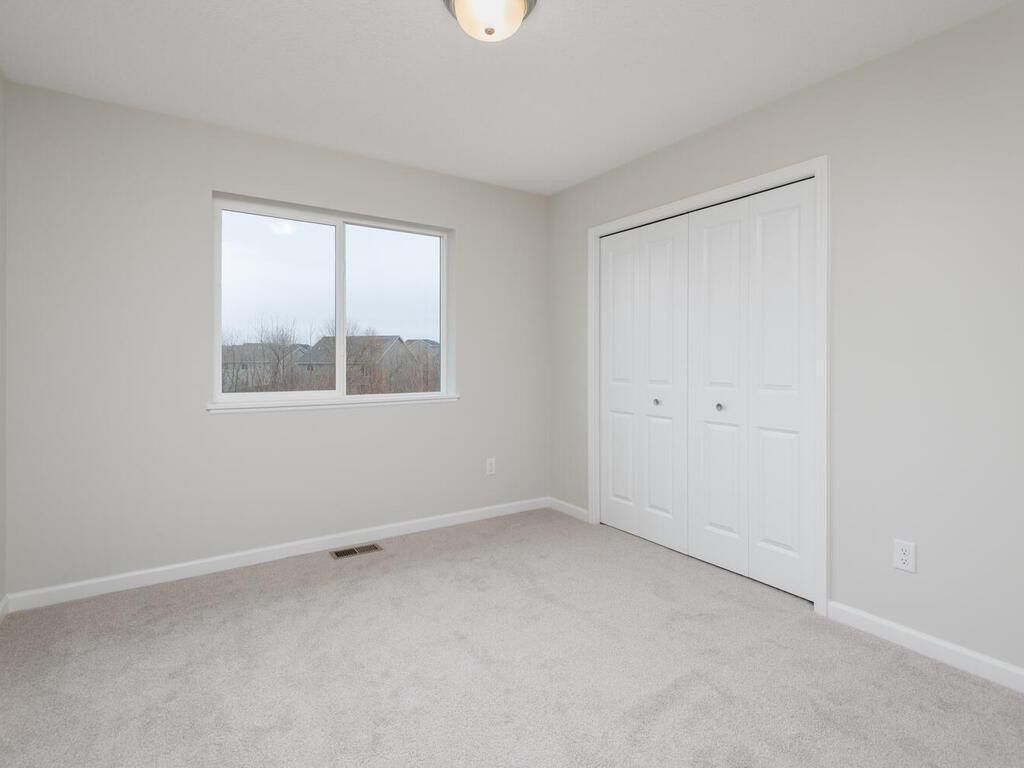 648 Hawthorne Lane. Watertown, MN 55388