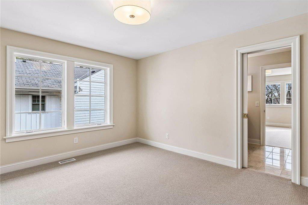 5224 Oaklawn Avenue. Edina, MN 55424