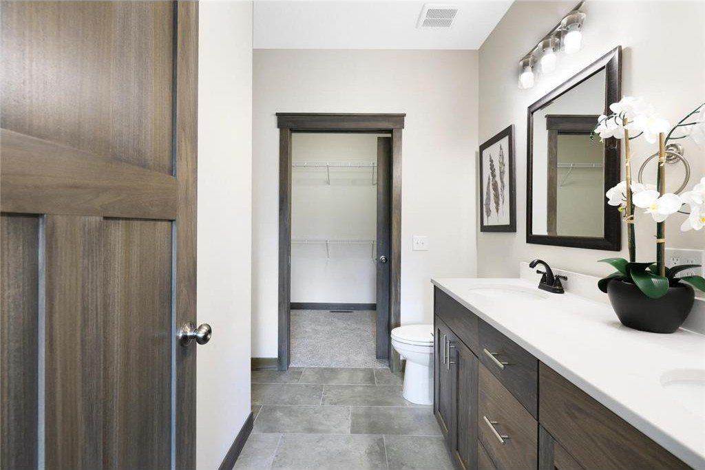 2301 136Th Court W. Rosemount, MN 55068