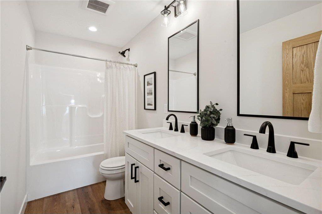 3925 40Th Avenue S. Minneapolis, MN 55406