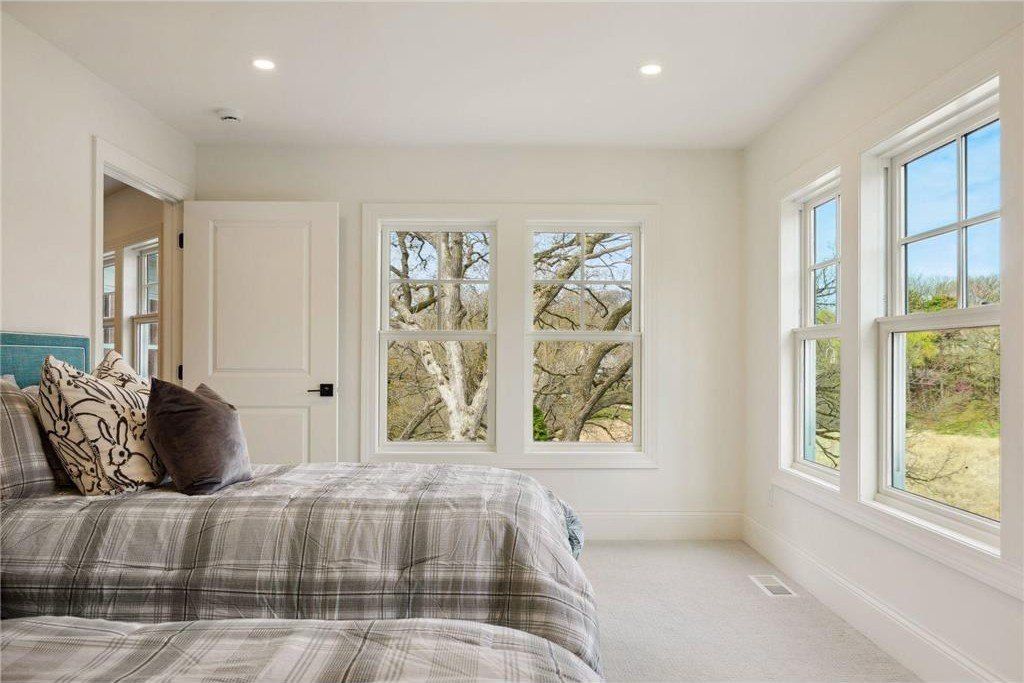 4717 Meadow Road. Edina, MN 55424