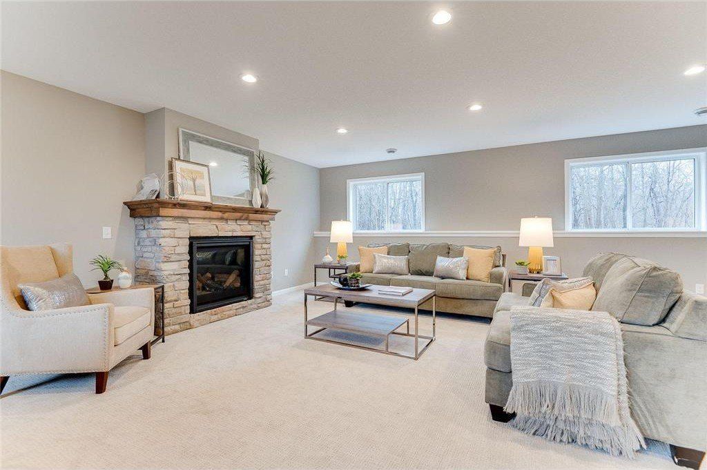 22832 Raven Street Nw. Oak Grove, MN 55005