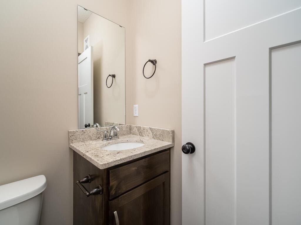 1135 168Th Avenue Nw. Andover, MN 55304