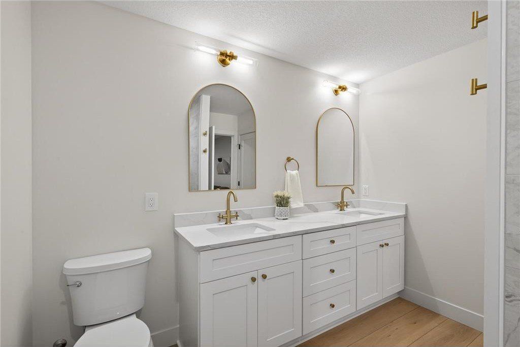 9984 14Th Circle Ne. Saint Michael, MN 55376