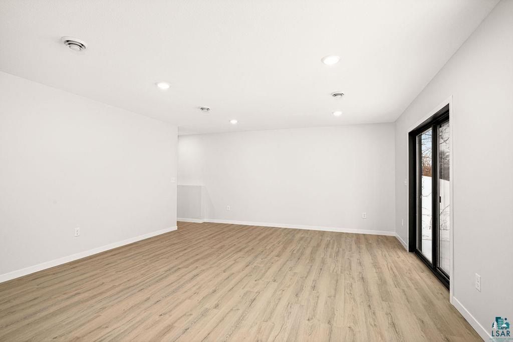 4929 Wild Rose Tr. Hermantown, MN 55811