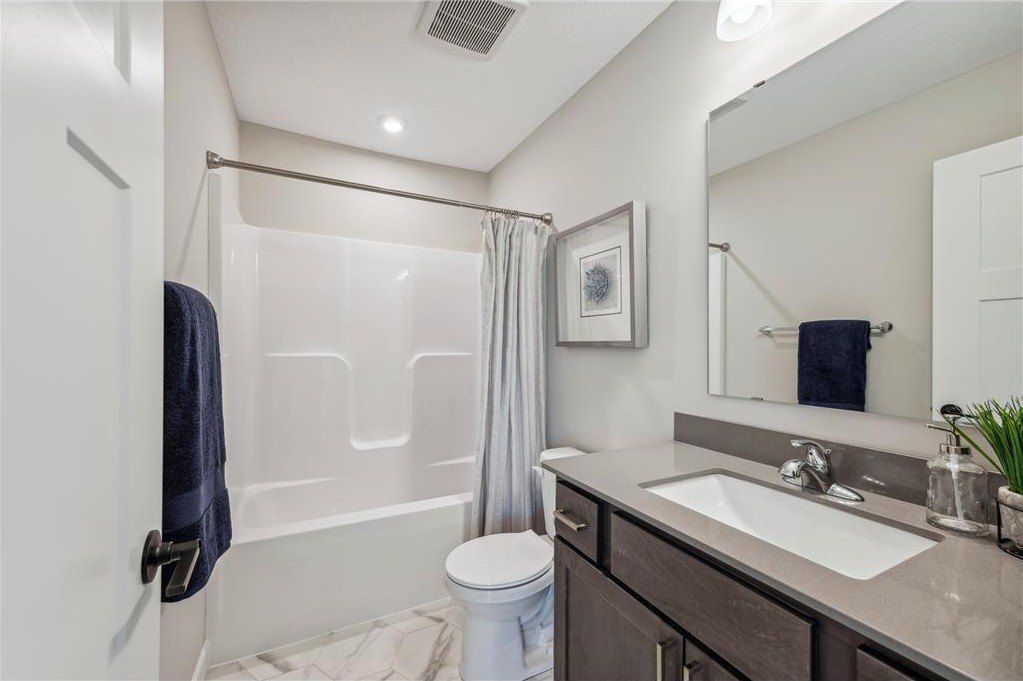 4678 89Th Street Ne. Monticello, MN 55362